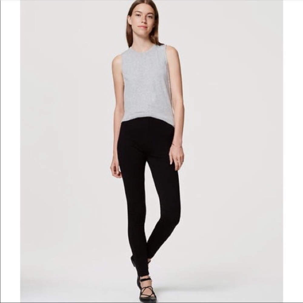 NWT Black LOFT pull on skinny career pants